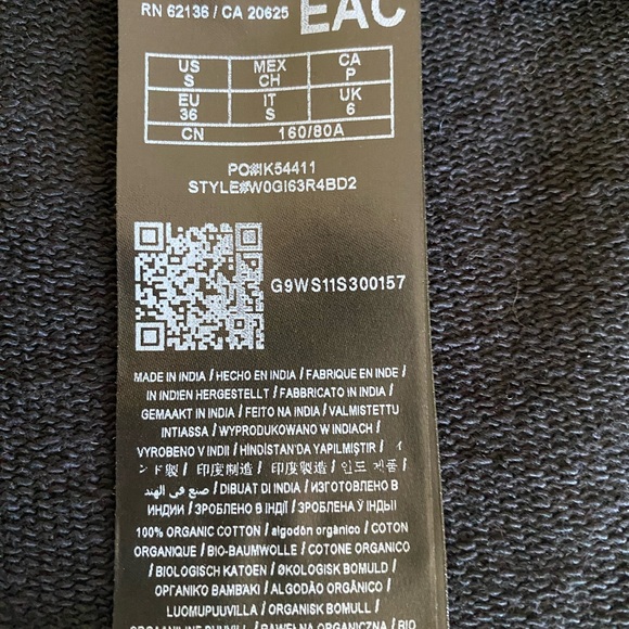 Guess Women’s Small Black Crewneck Logo Sweatshirt - Picture 16 of 16